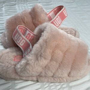 UGG Blush Fluffy Slides